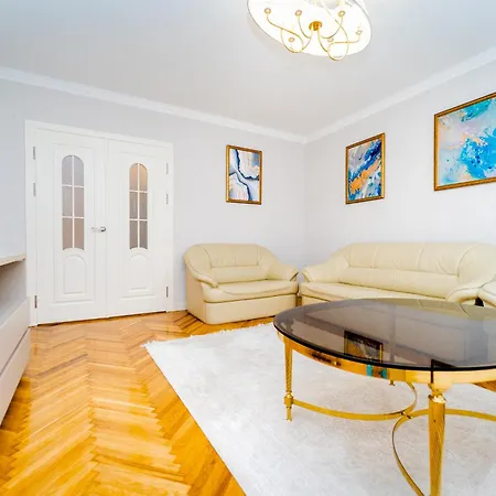 Apartment 2 In The Center